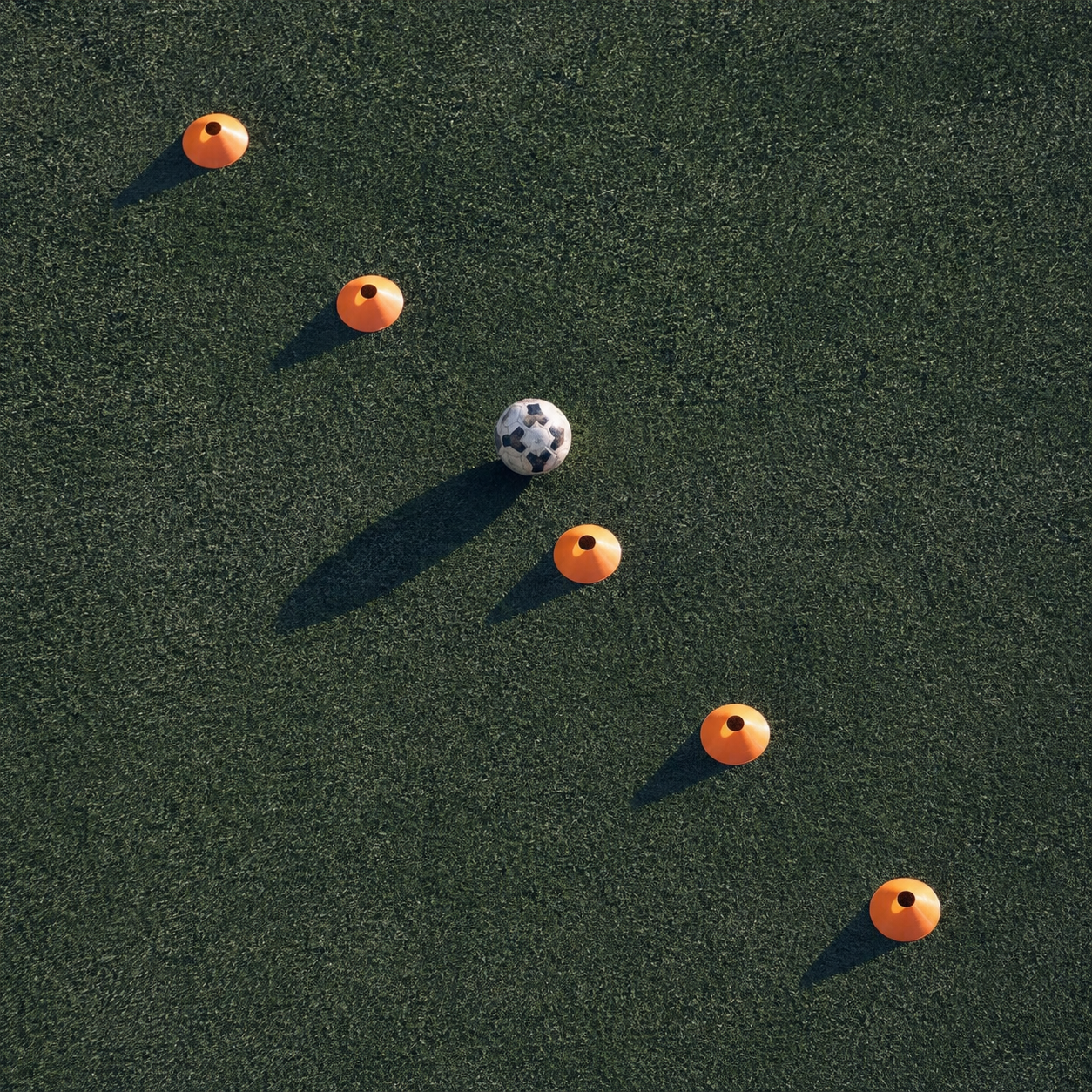 Latihan koordinasi menggunakan cone untuk U-9